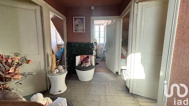 Maison - 200 m² - 9 pièces