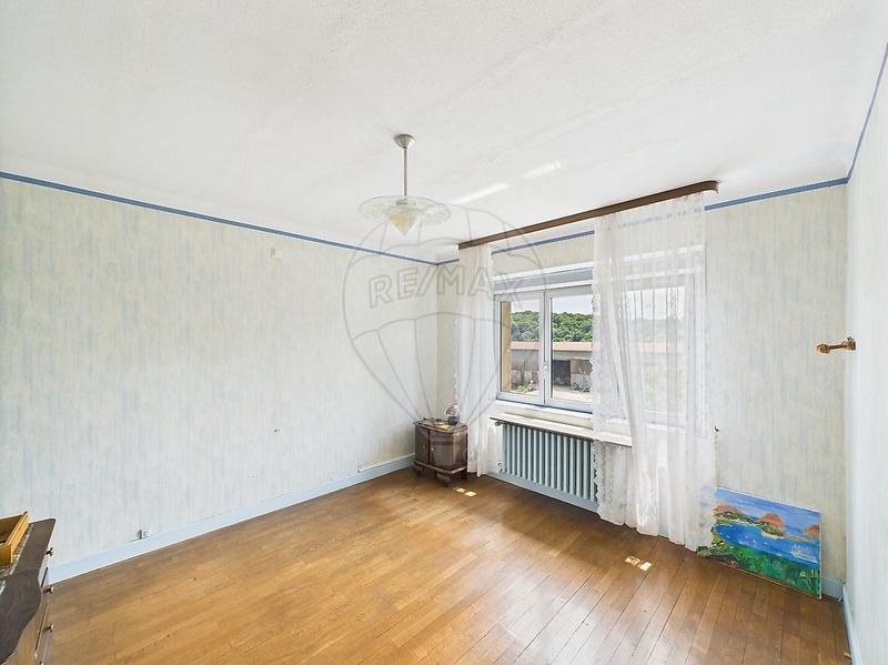 Maison - 146 m² - 9 pièces