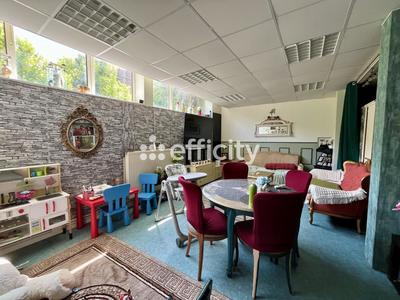 Appartement - 200 m² - 5 pièces