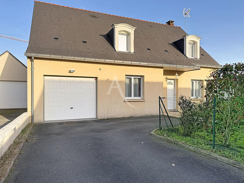 Maison - 136 m² - 6 pièces