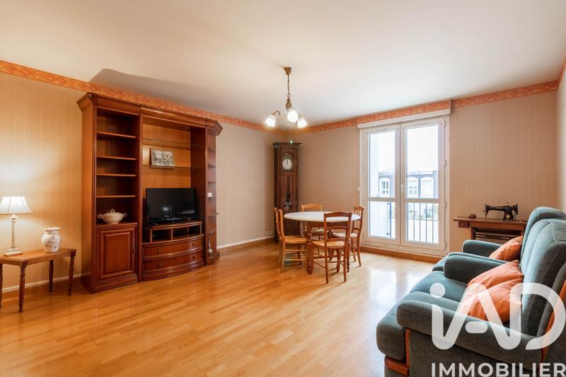 Appartement - 80 m² - 4 pièces