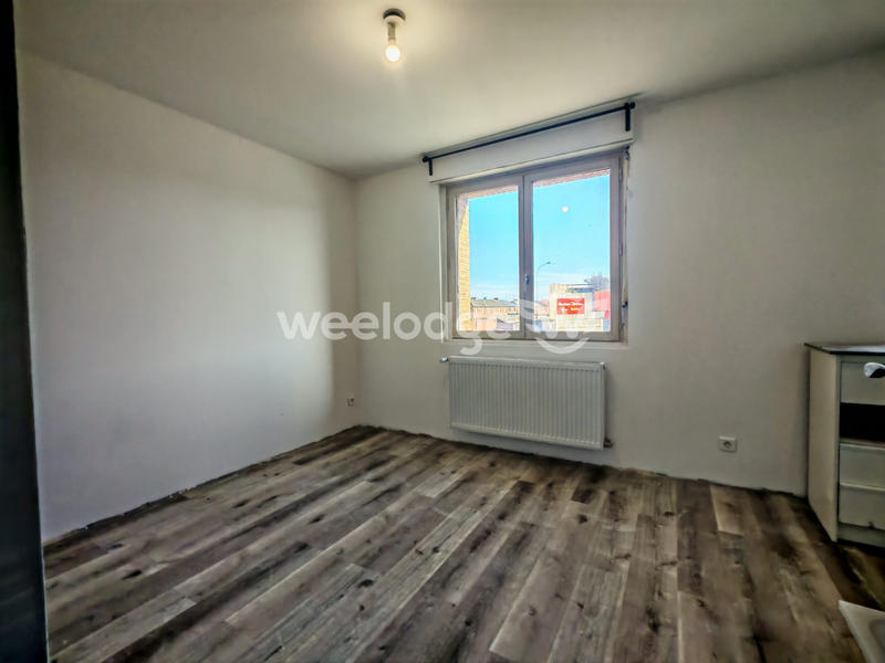 Maison - 171 m² - 7 pièces