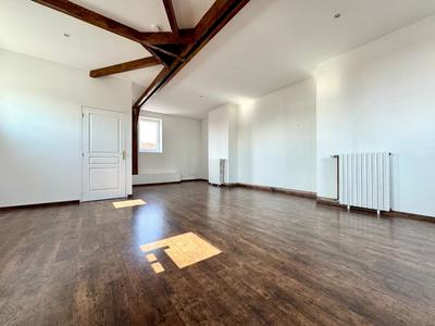 Maison - 150 m² - 4 pièces