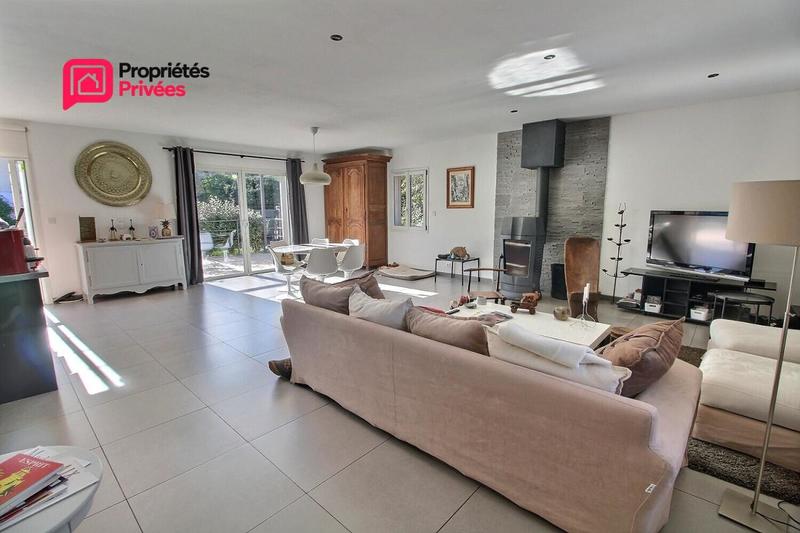 Maison - 151 m² - 5 pièces