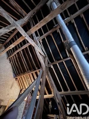 Maison - 223 m² - 1 pièce