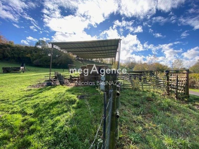 Propriété - 107 m² - 6 pièces