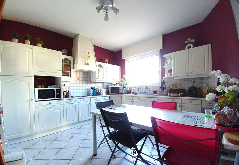 Maison - 199 m² - 5 pièces