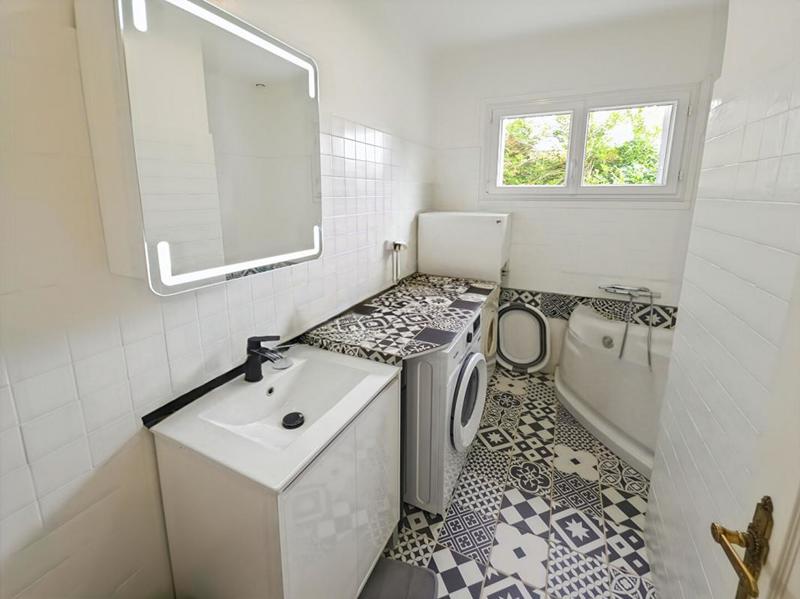 Maison - 210 m² - 9 pièces