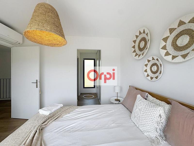 Maison - 163 m² - 5 pièces