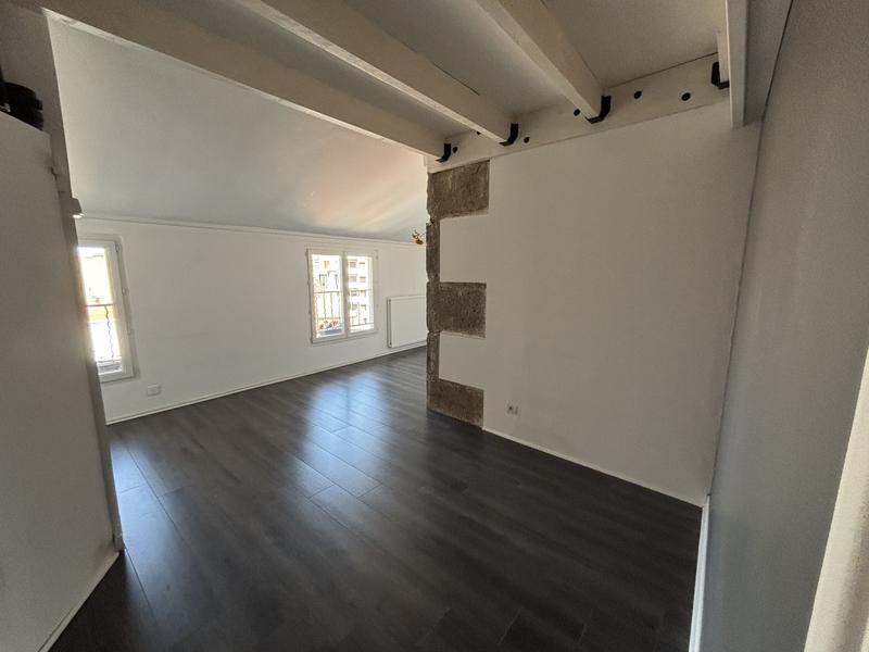 Appartement - 104 m² - 3 pièces
