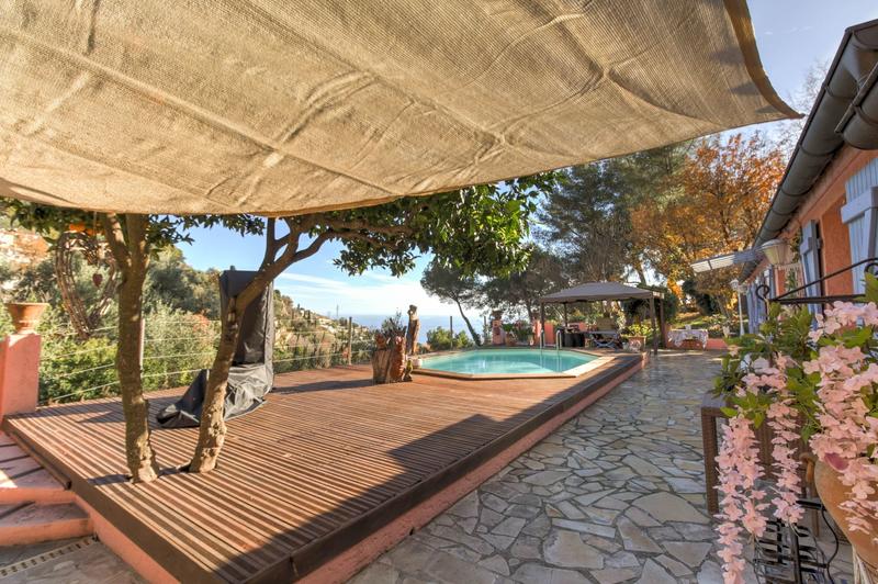 Maison - 90 m² - 3 pièces