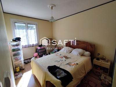 Maison - 86 m² - 5 pièces