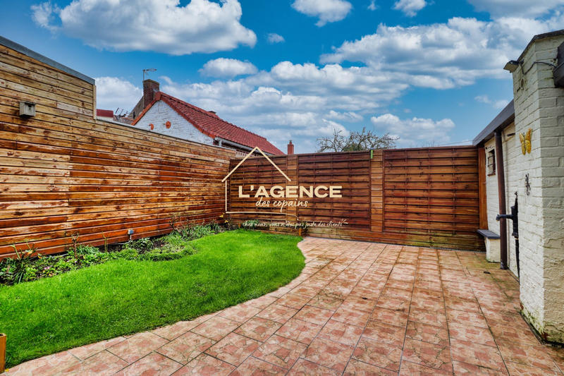 Maison - 178 m² - 8 pièces