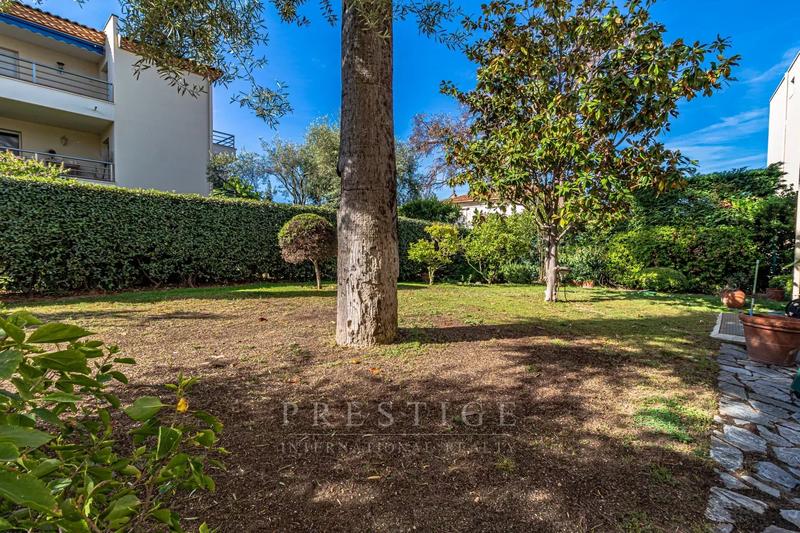 Appartement - 93 m² - 4 pièces