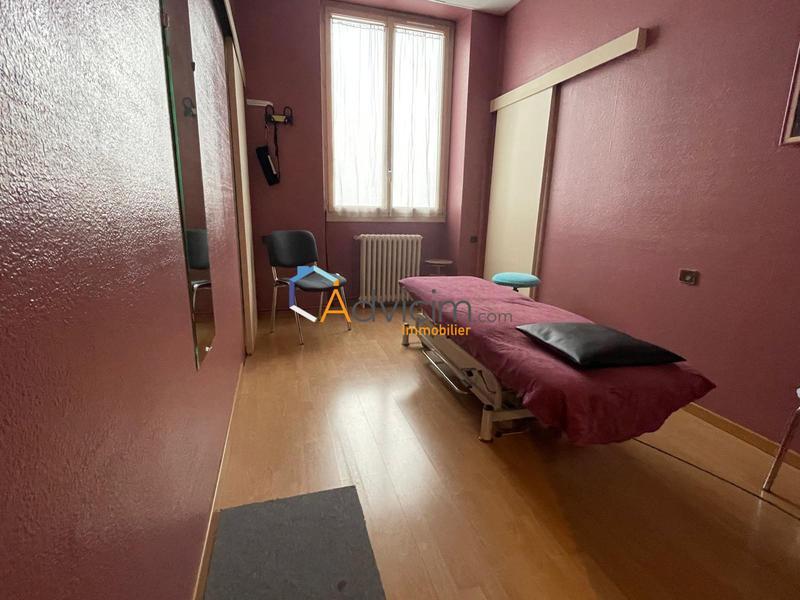 Bureau - 93 m² - 5 pièces