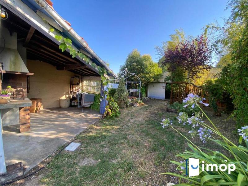 Maison - 209 m² - 7 pièces