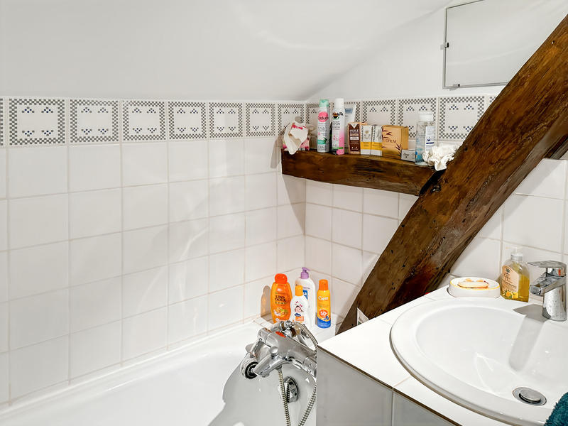 Maison en pierre - 155 m² - 5 pièces