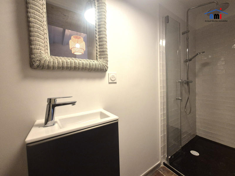 Maison ancienne - 197 m² - 7 pièces