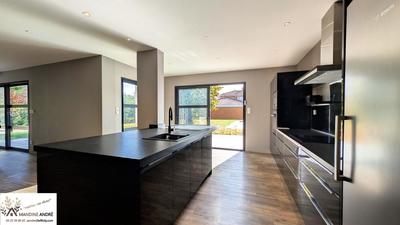 Villa - 141 m² - 5 pièces