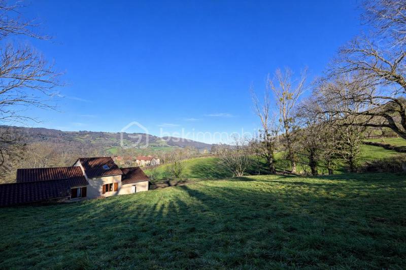 Maison traditionnelle - 131 m² - 5 pièces