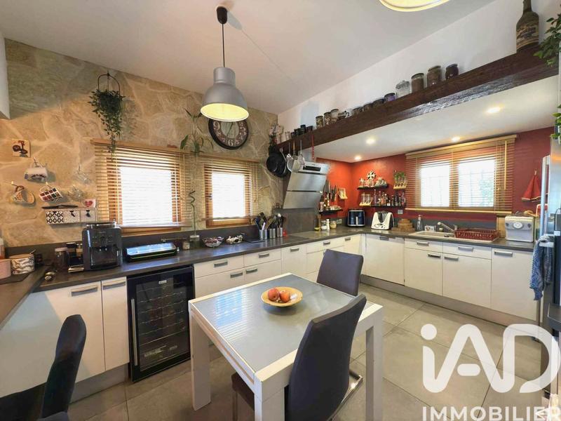 Maison - 168 m² - 6 pièces