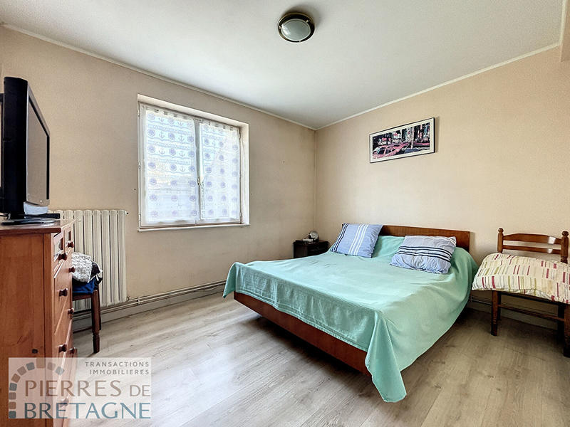 Maison - 220 m² - 7 pièces