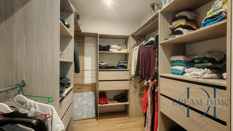 Maison contemporaine - 121 m² - 6 pièces