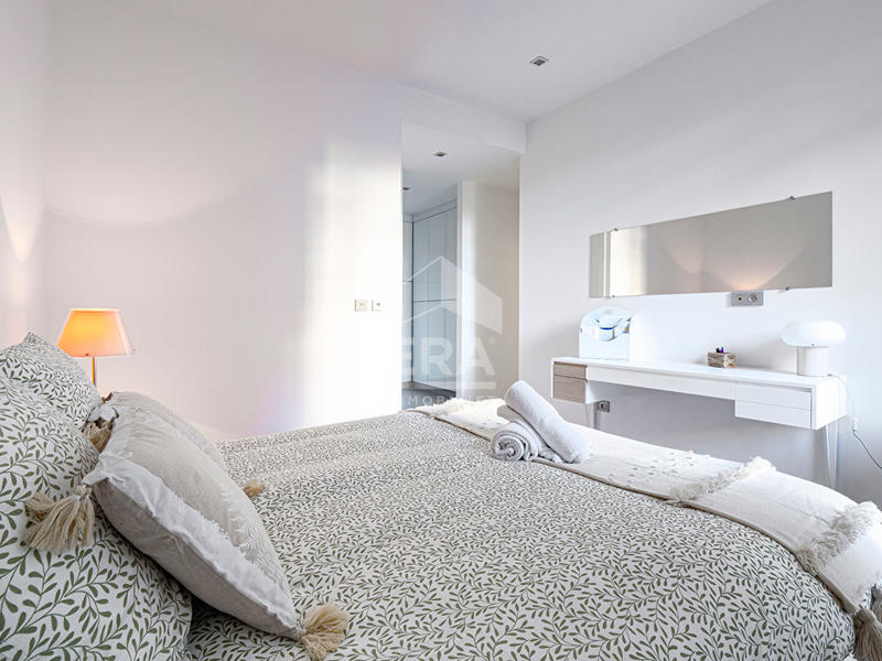 Appartement - 142 m² - 4 pièces