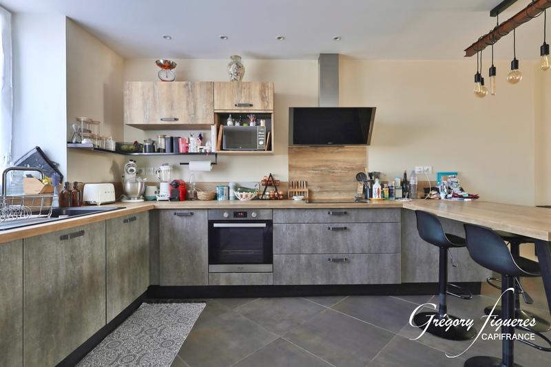 Appartement - 92 m² - 3 pièces