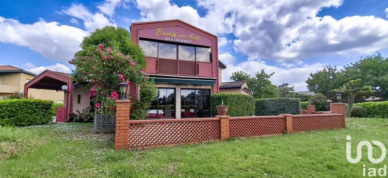 Maison - 236 m² - 8 pièces