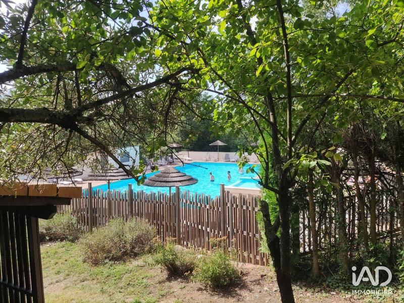 Local commercial - 1 000 m²