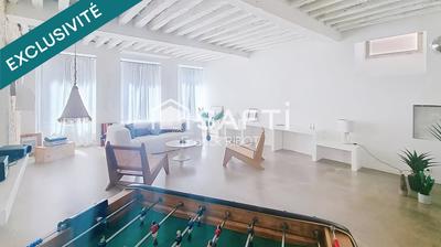 Maison - 283 m² - 10 pièces