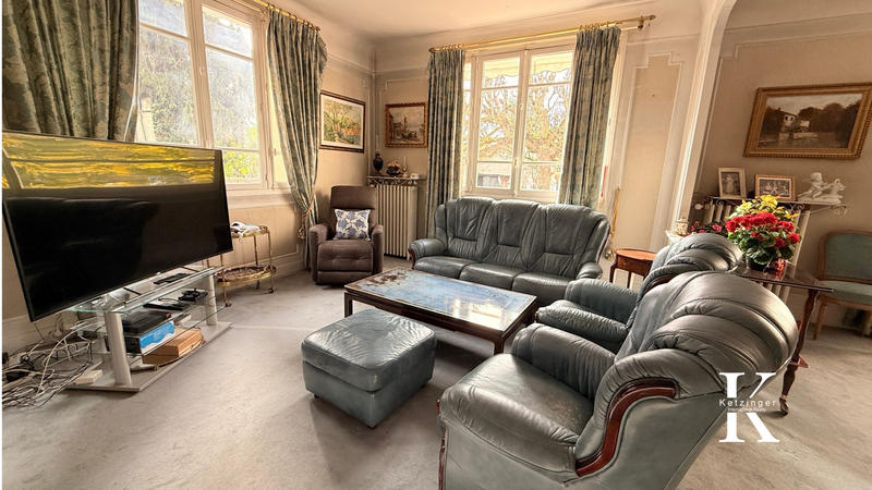 Maison ancienne - 243 m² - 8 pièces