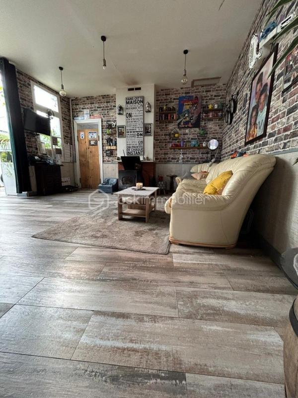 Immeuble - 140 m² - 7 pièces