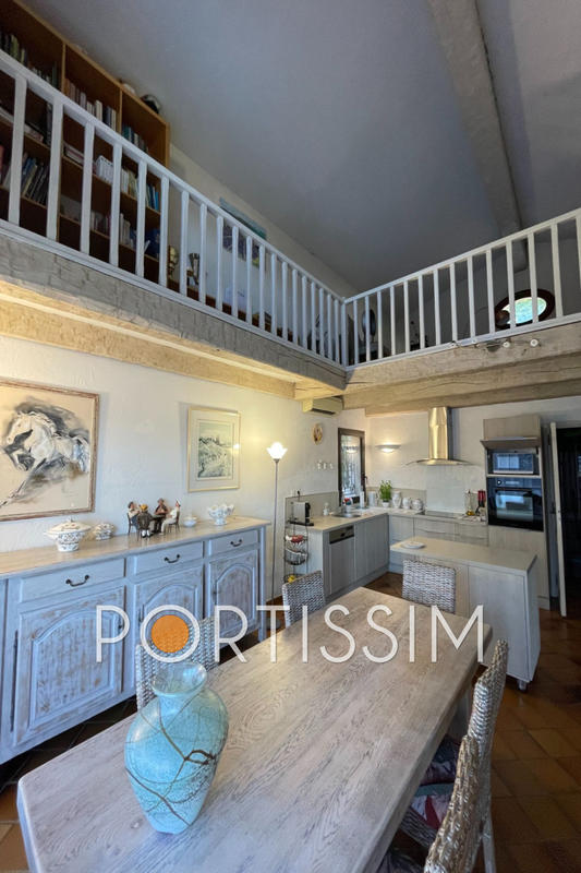 Maison - 149 m² - 6 pièces