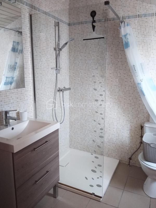 Maison traditionnelle - 163 m² - 6 pièces