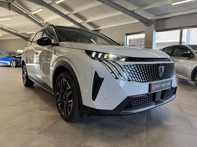 Peugeot 5008 1.2i Hybrid -145 - Bv e-Dcs6 Gt / Garantie 12 Mois