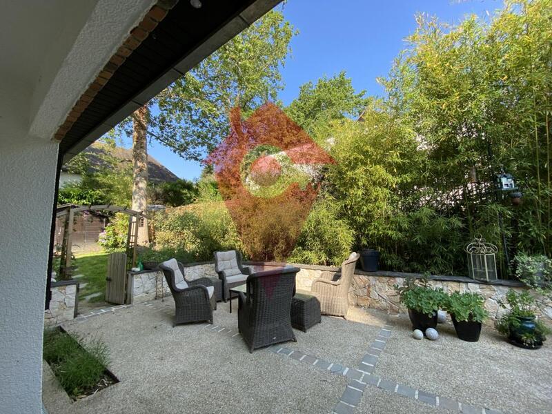 Maison - 190 m² - 9 pièces