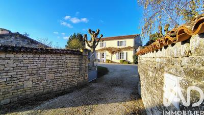 Maison - 170 m² - 9 pièces