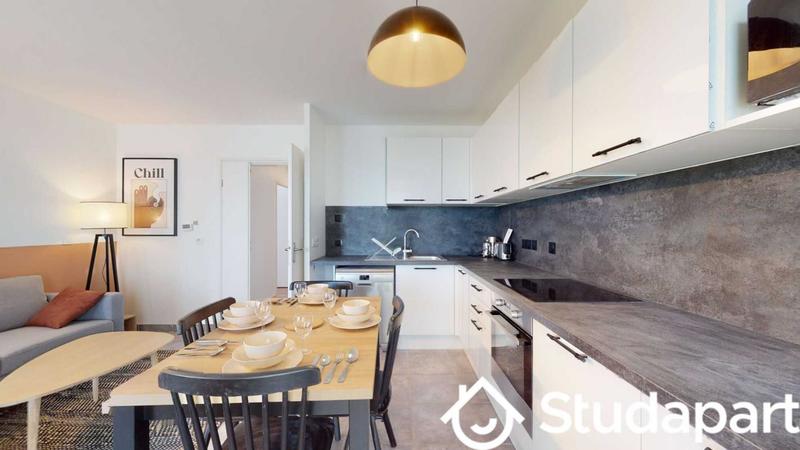 Chambre - 9 m² - 1 pièce