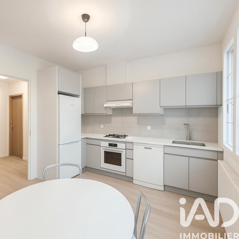 Maison - 121 m² - 5 pièces