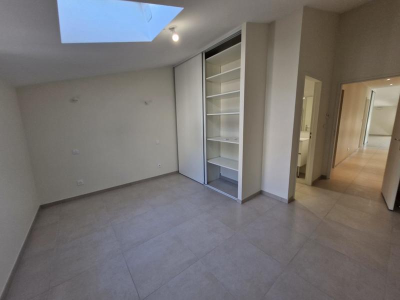 Appartement - 110 m² - 4 pièces