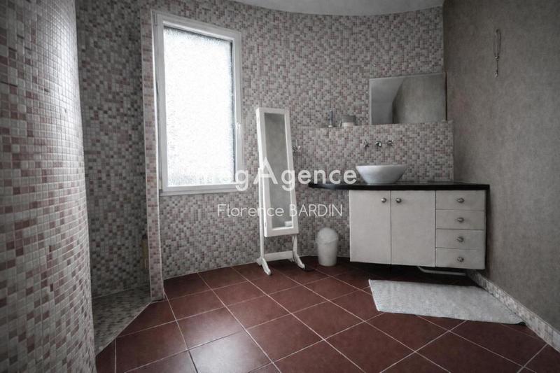 Maison - 135 m² - 6 pièces