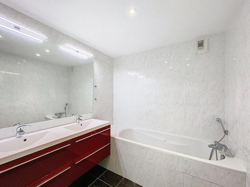 Appartement - 84 m² - 4 pièces