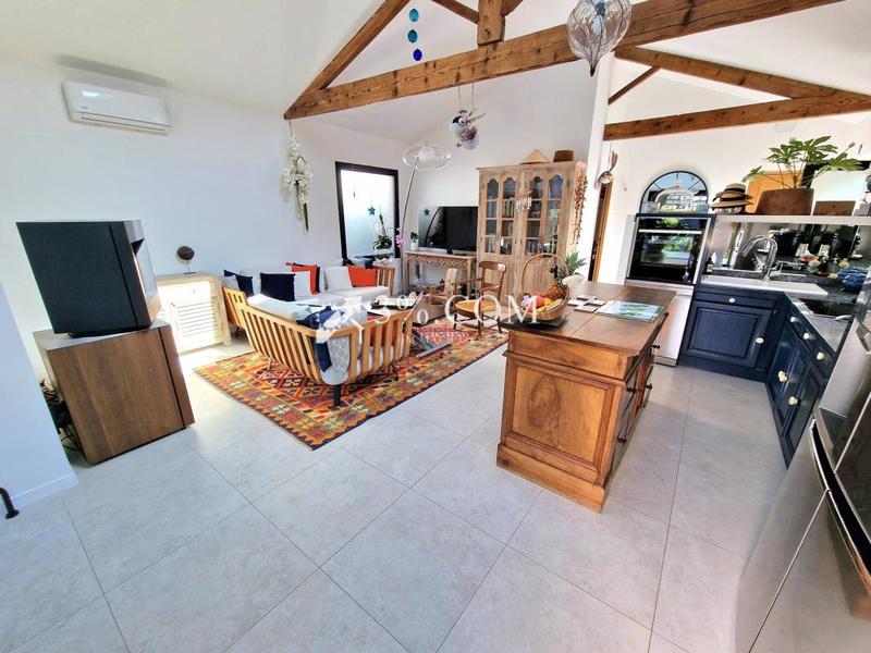 Villa - 98 m² - 5 pièces