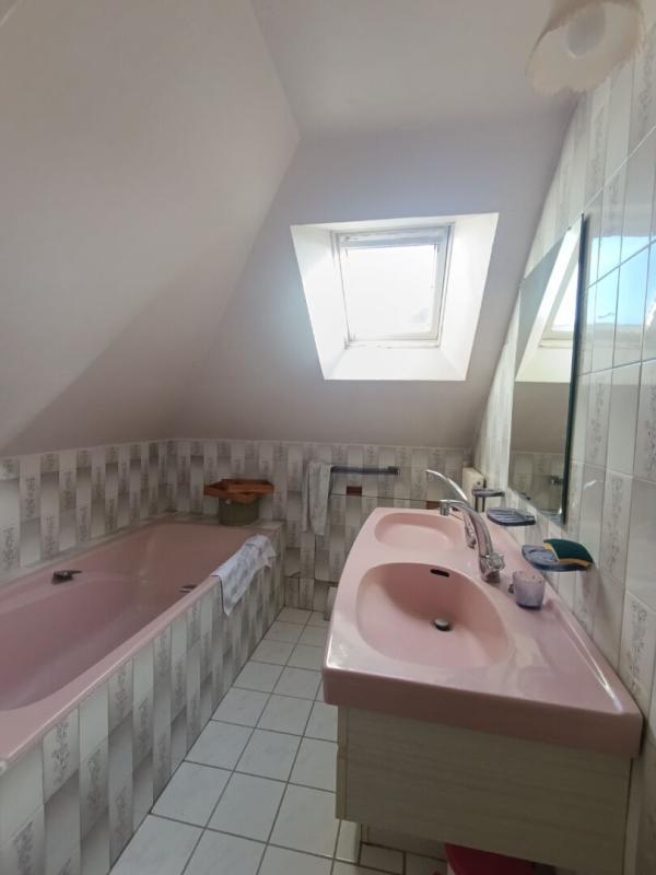 Maison - 110 m² - 7 pièces