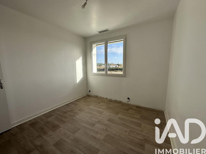 Maison - 93 m² - 8 pièces