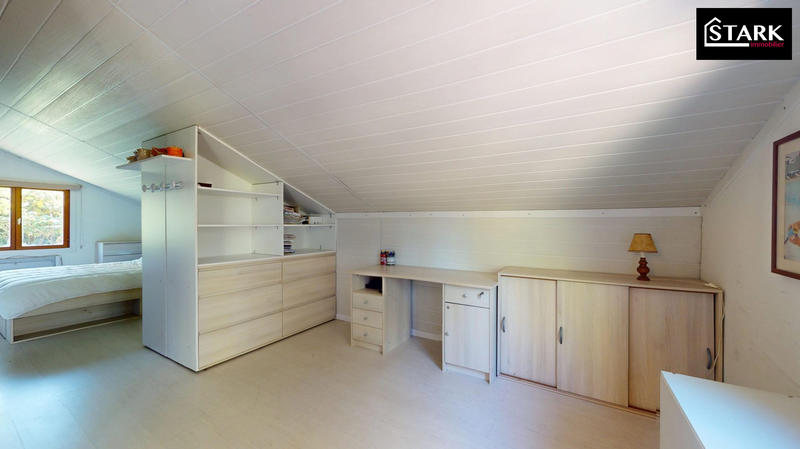 Maison - 139 m² - 7 pièces