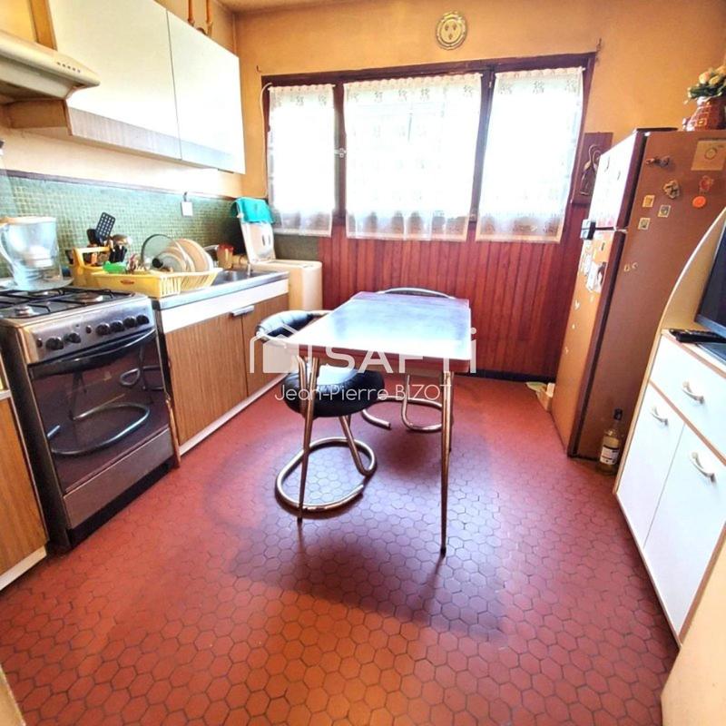 Appartement - 80 m² - 4 pièces