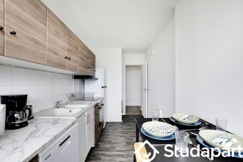 Chambre - 10 m² - 1 pièce